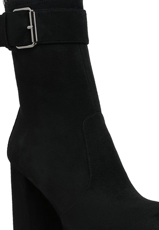 WANDERER Flared Block Heel Mid-Calf Boots