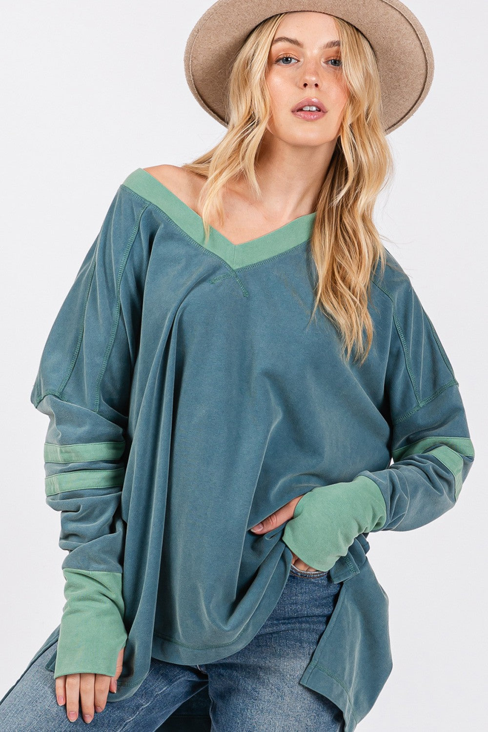 SAGE+FIG Mineral Wash Side Slit Contrast T-Shirt