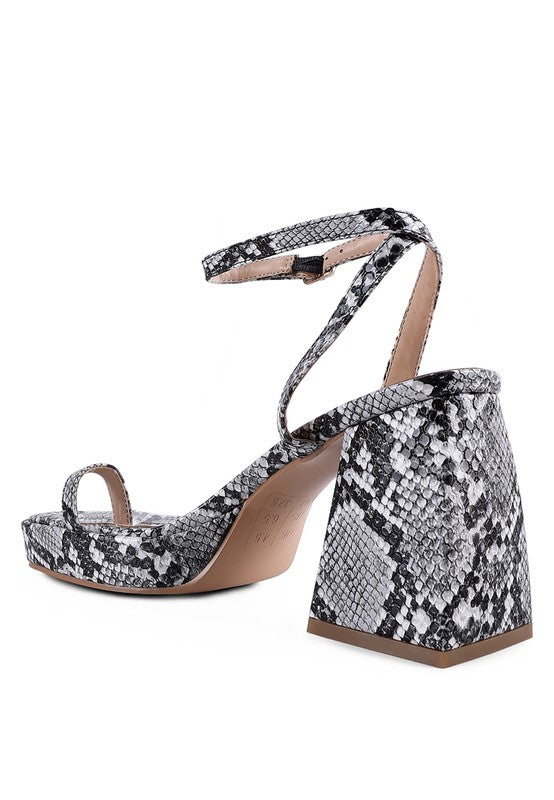 SUCH FLIRT Snake Pattern Block Heeled Sandal