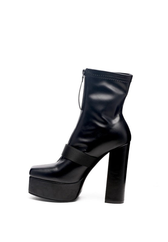 BOOMER Chunky High Block Heel Boots