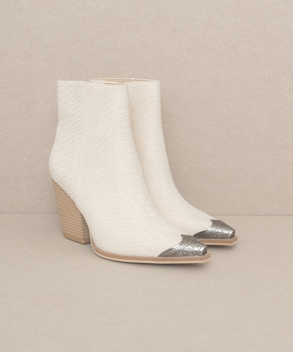 KKE Originals - ZION Bootie with Etched Metal Toe