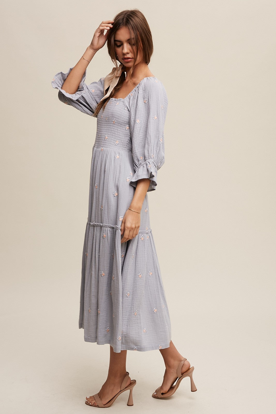 Ditzy Floral Embroidery Puff Sleeve Maxi Dress