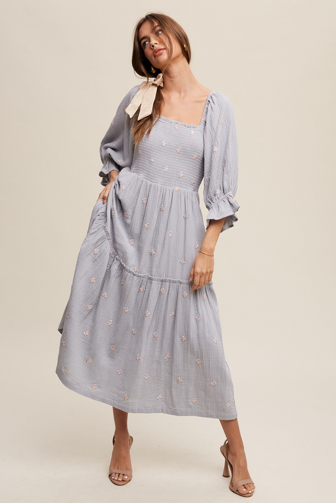 Ditzy Floral Embroidery Puff Sleeve Maxi Dress