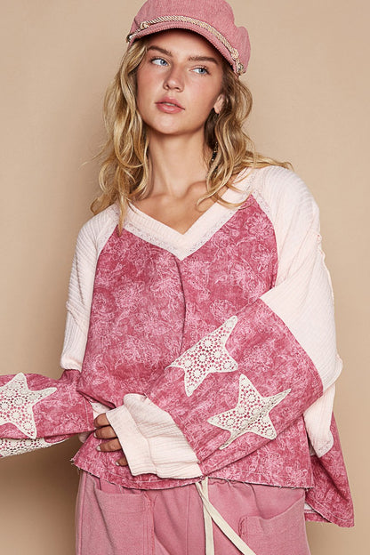 POL Lace Detail Star Pattern Sleeve Floral Print Top