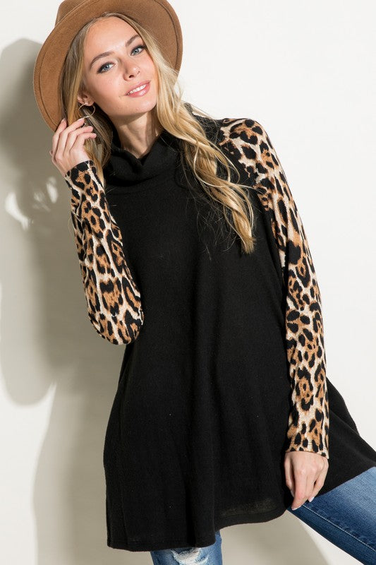 e Luna Brushed Hacci Cheetah Sleeve Top