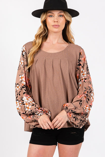 SAGE + FIG Floral Front Pleated Detail Blouse