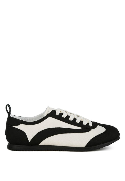 MOOMBA Lace Up Sneakers