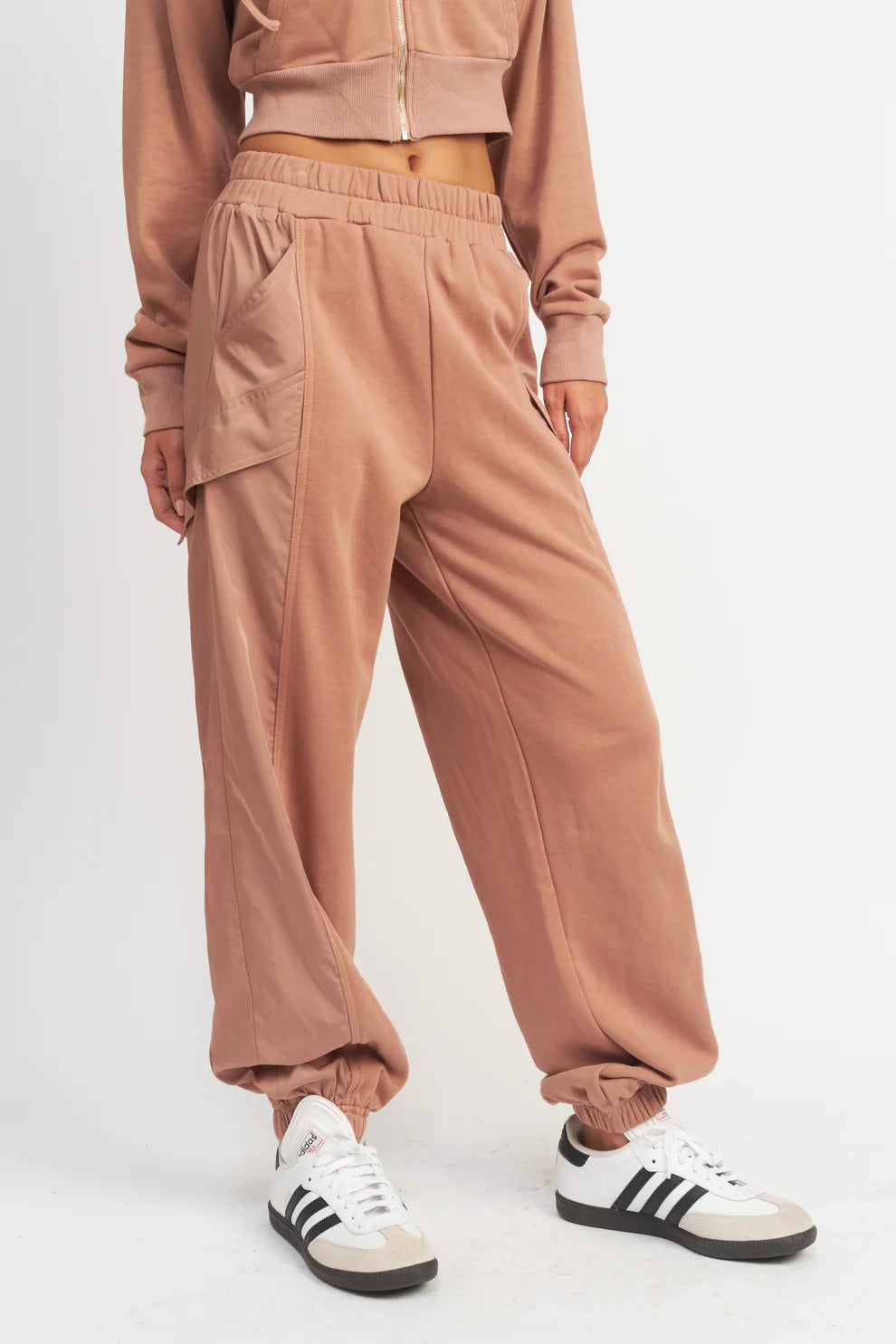 Contrasted Cargo Jogger Pants