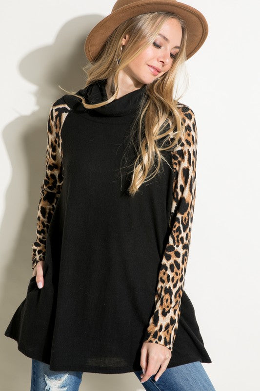 e Luna Brushed Hacci Cheetah Sleeve Top