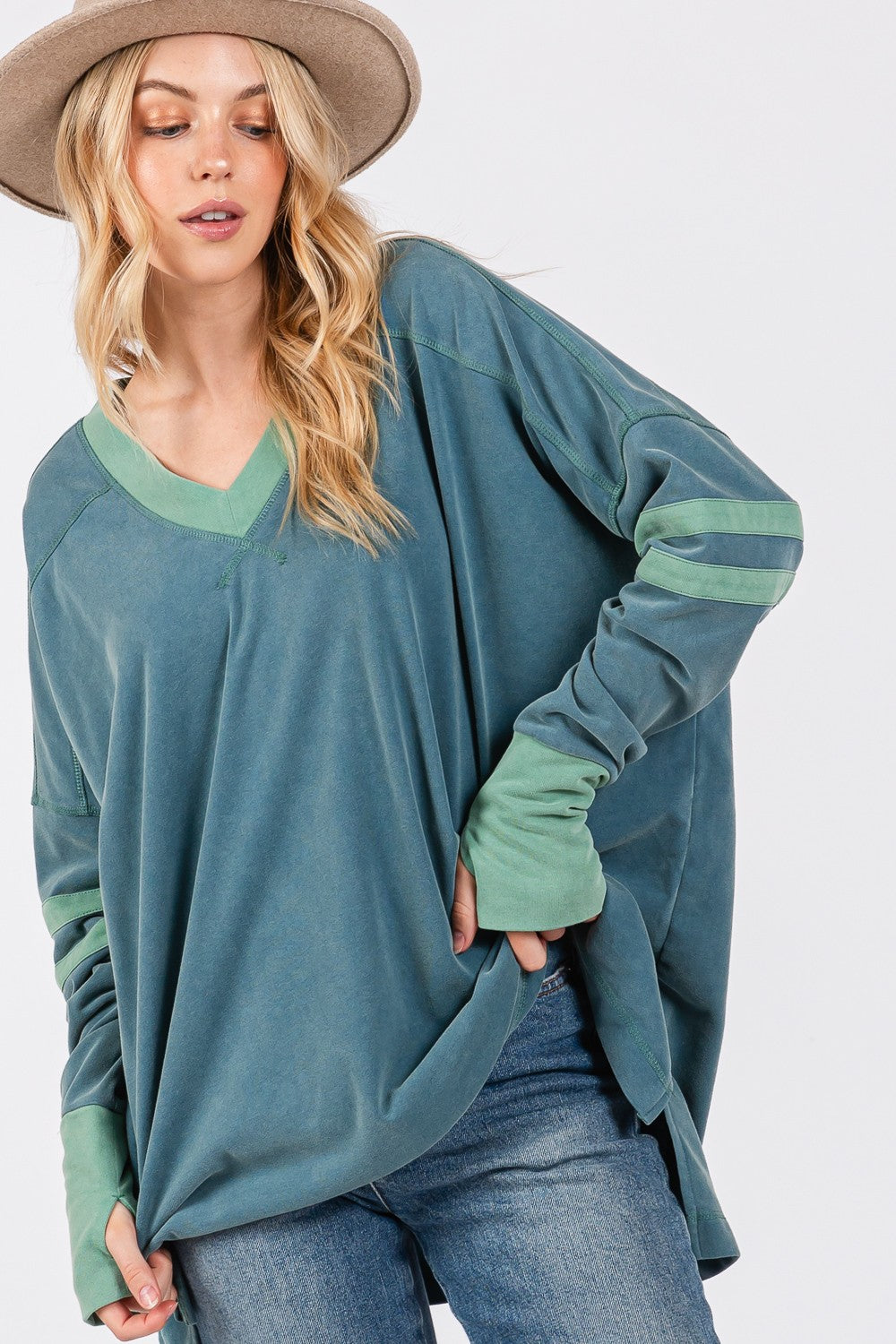 SAGE+FIG Mineral Wash Side Slit Contrast T-Shirt