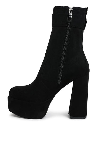 WANDERER Flared Block Heel Mid-Calf Boots