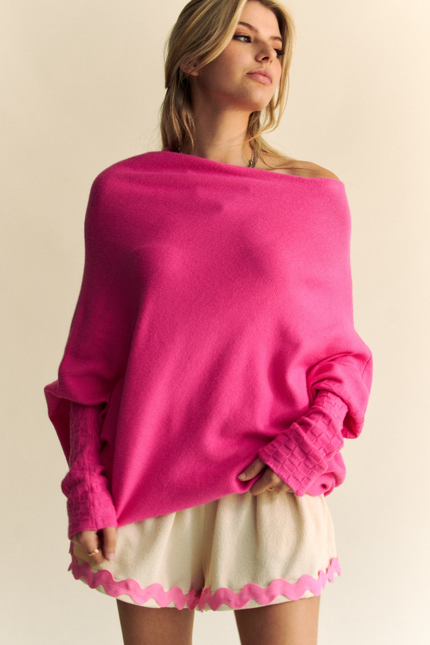 Davi & Dani Solid Batwing Sleeve Sweater