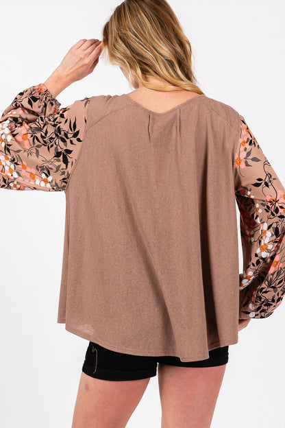 SAGE + FIG Floral Front Pleated Detail Blouse